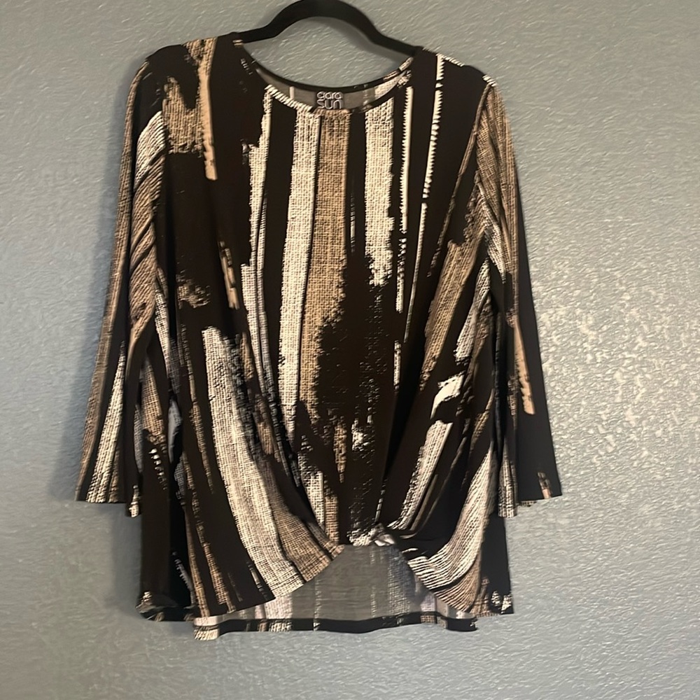 Ciara sun Woo Sz M top length from shoulder down 25”, armpit to armpit,23 inches